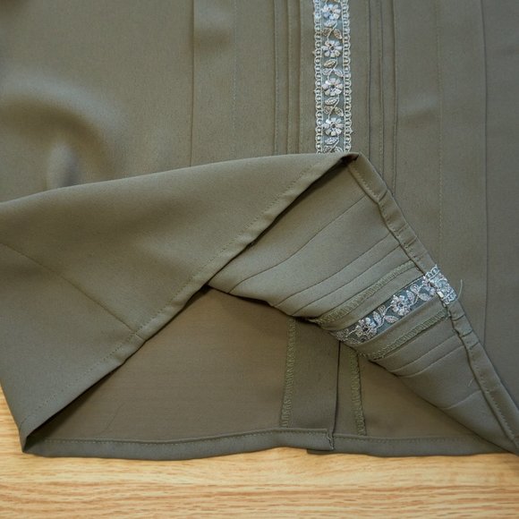 Vintage Givenchy Women's Green Polyester Top Blouse, Back Buttons, Size M - Picture 5 of 9